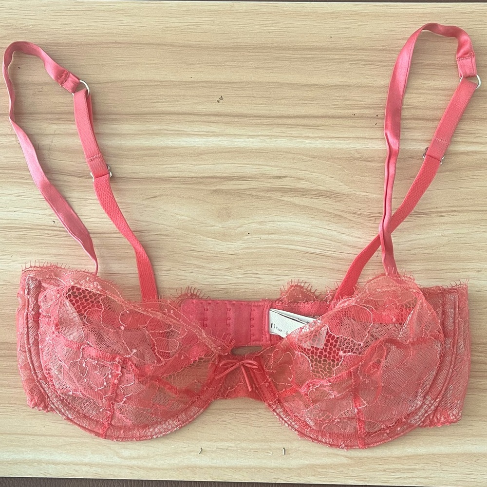 Fleur du mal coral lace bra